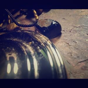 Tiger’s Eye Unisex Pendant W/Gifts!